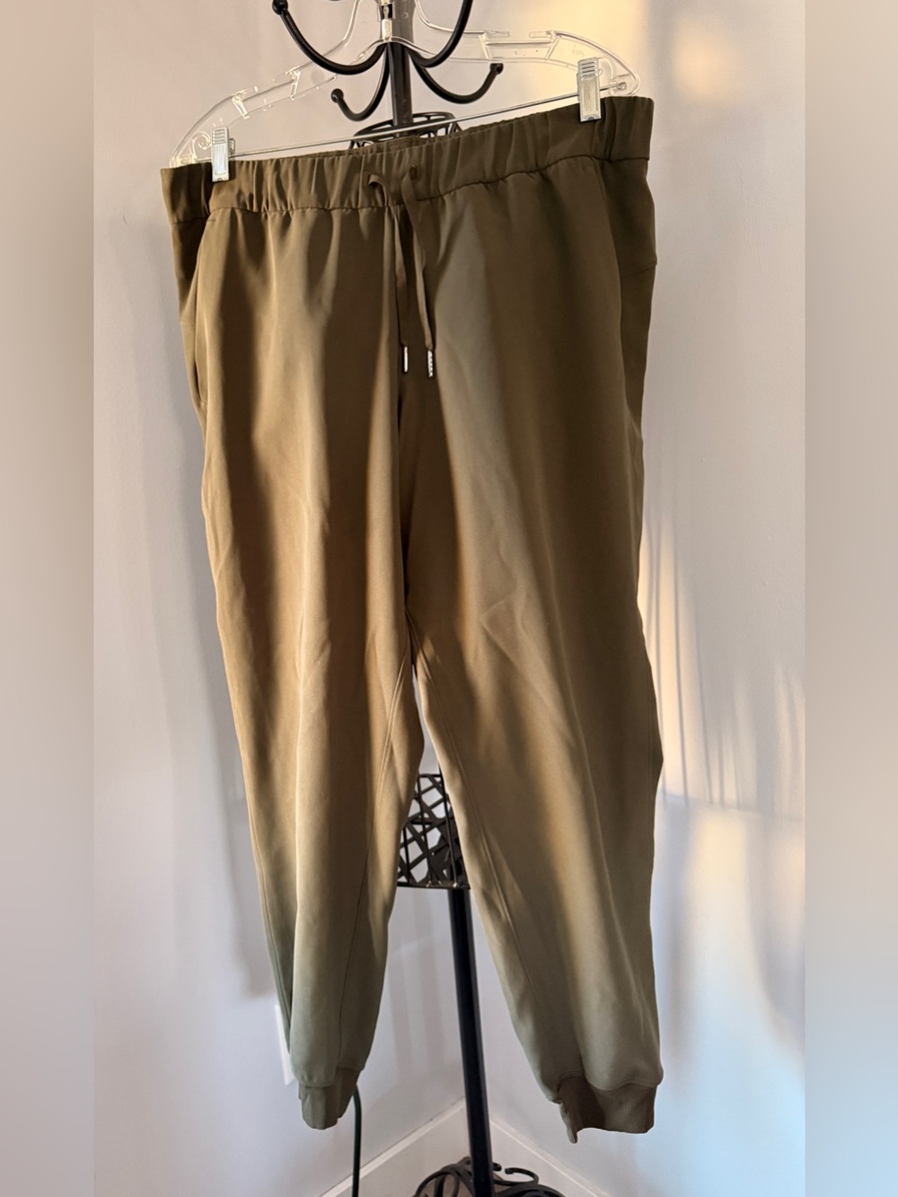 lululemon athletica Olive Green Women's on the fly Joggers